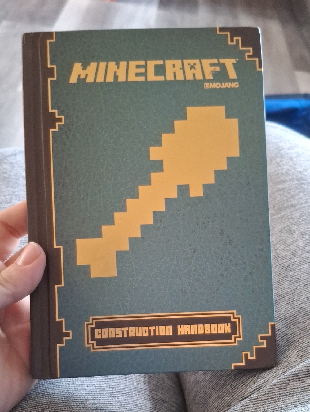 Scholastic Minecraft Construction Handbook – Green & Gold Hardcover